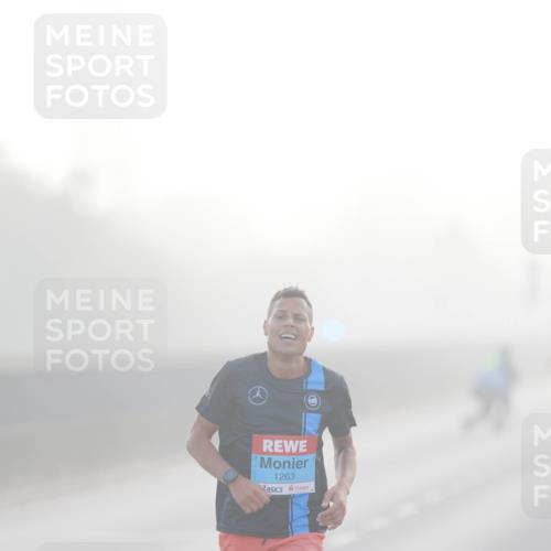 03.10.2026 - Köhlbrandbrückenlauf LAZAROV Photography http://msf.ph/oto/10686503 03.10.2026 09:10:43 Position 3 1263 meine-sportfotos.de