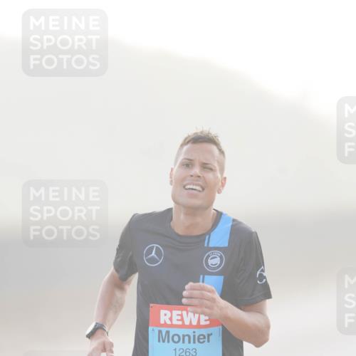 03.10.2026 - Köhlbrandbrückenlauf LAZAROV Photography http://msf.ph/oto/10686528 03.10.2026 09:10:45 Position 3 1263 meine-sportfotos.de