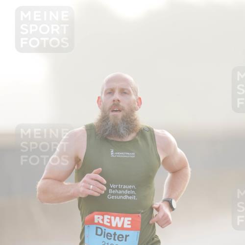 03.10.2026 - Köhlbrandbrückenlauf LAZAROV Photography http://msf.ph/oto/10686542 03.10.2026 09:11:02 Position 3 2100 meine-sportfotos.de