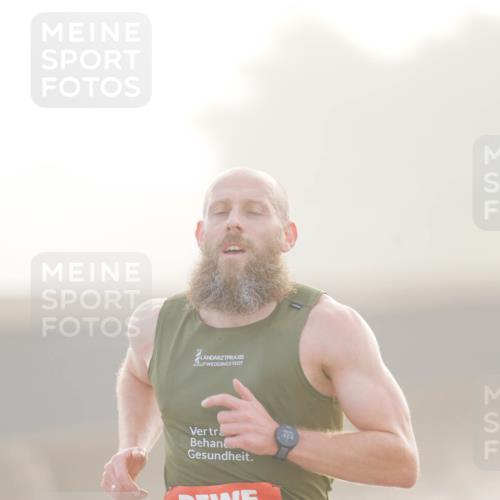 03.10.2026 - Köhlbrandbrückenlauf LAZAROV Photography http://msf.ph/oto/10686544 03.10.2026 09:11:02 Position 3 2100 meine-sportfotos.de