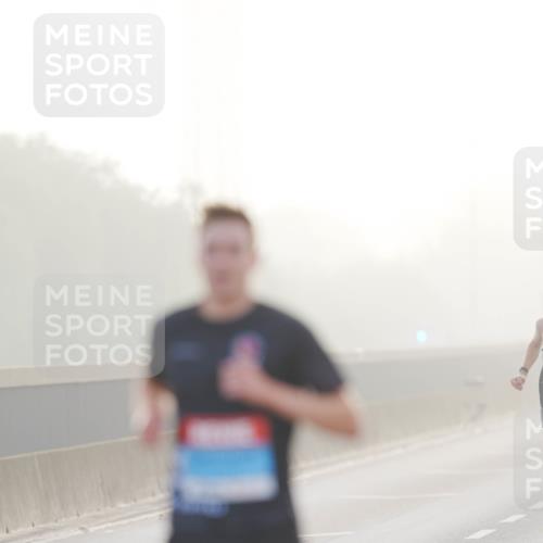 03.10.2026 - Köhlbrandbrückenlauf LAZAROV Photography http://msf.ph/oto/10686553 03.10.2026 09:11:14 Position 3  meine-sportfotos.de