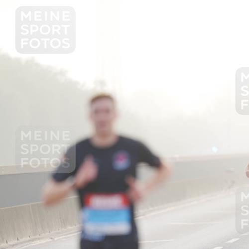 03.10.2026 - Köhlbrandbrückenlauf LAZAROV Photography http://msf.ph/oto/10686556 03.10.2026 09:11:15 Position 3  meine-sportfotos.de