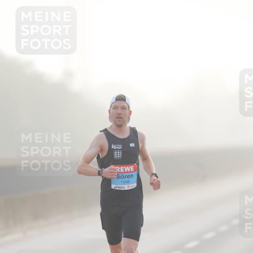 03.10.2026 - Köhlbrandbrückenlauf LAZAROV Photography http://msf.ph/oto/10686579 03.10.2026 09:11:21 Position 3 1, 1508 meine-sportfotos.de