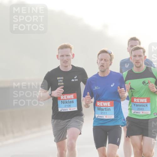 03.10.2026 - Köhlbrandbrückenlauf LAZAROV Photography http://msf.ph/oto/10686620 03.10.2026 09:11:39 Position 3 2026, 2106, 2111, 2043 meine-sportfotos.de
