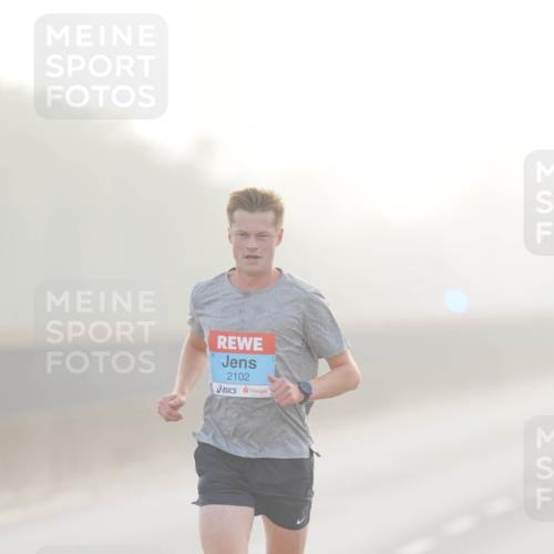 03.10.2026 - Köhlbrandbrückenlauf LAZAROV Photography http://msf.ph/oto/10686648 03.10.2026 09:11:42 Position 3 2102 meine-sportfotos.de