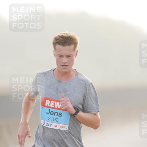 03.10.2026 - Köhlbrandbrückenlauf LAZAROV Photography http://msf.ph/oto/10686659 03.10.2026 09:11:45 Position 3 2102 meine-sportfotos.de
