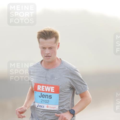 03.10.2026 - Köhlbrandbrückenlauf LAZAROV Photography http://msf.ph/oto/10686663 03.10.2026 09:11:45 Position 3 2102 meine-sportfotos.de