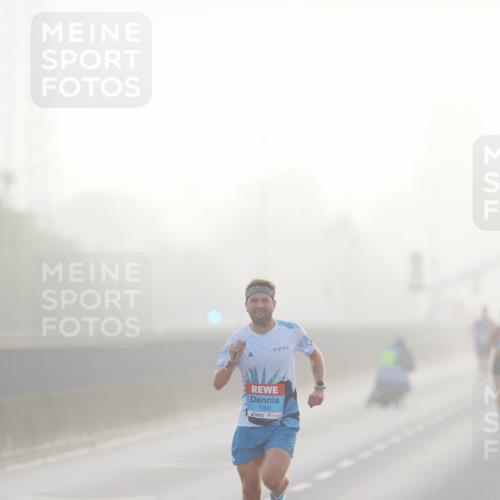 03.10.2026 - Köhlbrandbrückenlauf LAZAROV Photography http://msf.ph/oto/10686665 03.10.2026 09:11:47 Position 3 1063 meine-sportfotos.de