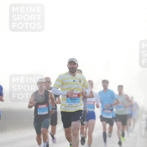 03.10.2026 - Köhlbrandbrückenlauf LAZAROV Photography http://msf.ph/oto/10686715 03.10.2026 09:12:16 Position 3 2120 meine-sportfotos.de