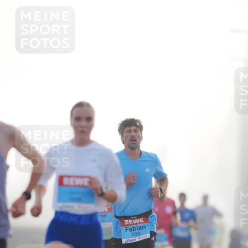 03.10.2026 - Köhlbrandbrückenlauf LAZAROV Photography http://msf.ph/oto/10686760 03.10.2026 09:12:23 Position 3 3705 meine-sportfotos.de