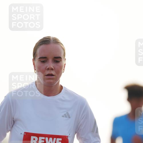 03.10.2026 - Köhlbrandbrückenlauf LAZAROV Photography http://msf.ph/oto/10686778 03.10.2026 09:12:26 Position 3 3849 meine-sportfotos.de