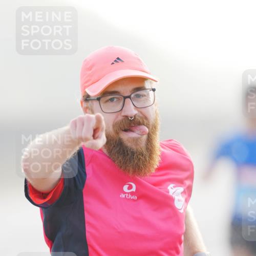 03.10.2026 - Köhlbrandbrückenlauf LAZAROV Photography http://msf.ph/oto/10686804 03.10.2026 09:12:33 Position 3 3823 meine-sportfotos.de