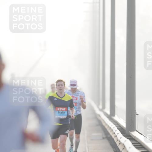 03.10.2026 - Köhlbrandbrückenlauf LAZAROV Photography http://msf.ph/oto/10686847 03.10.2026 09:12:40 Position 3 2117 meine-sportfotos.de