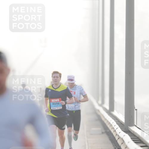 03.10.2026 - Köhlbrandbrückenlauf LAZAROV Photography http://msf.ph/oto/10686850 03.10.2026 09:12:40 Position 3 2117 meine-sportfotos.de