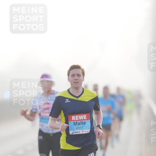03.10.2026 - Köhlbrandbrückenlauf LAZAROV Photography http://msf.ph/oto/10686853 03.10.2026 09:12:46 Position 3 2117 meine-sportfotos.de