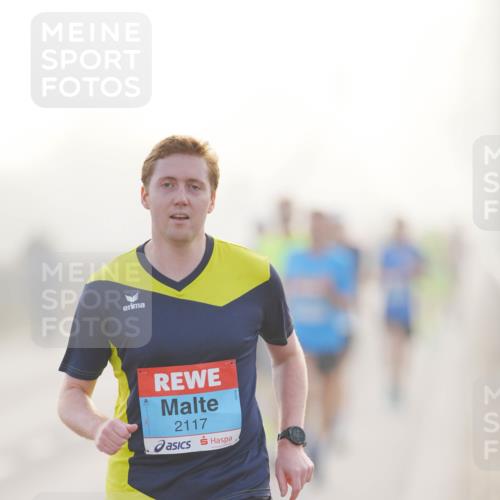 03.10.2026 - Köhlbrandbrückenlauf LAZAROV Photography http://msf.ph/oto/10686869 03.10.2026 09:12:48 Position 3 2117 meine-sportfotos.de