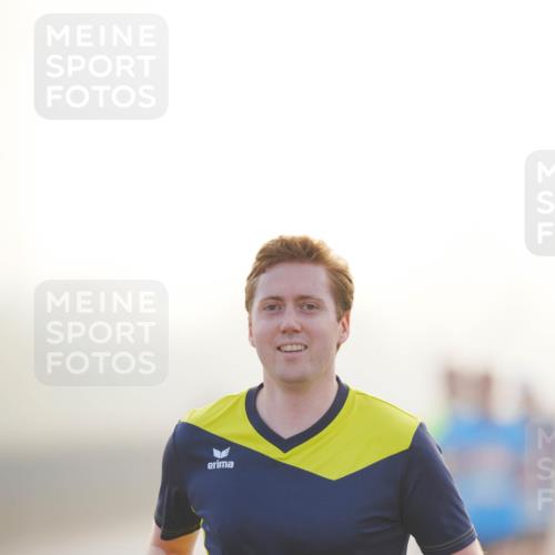 03.10.2026 - Köhlbrandbrückenlauf LAZAROV Photography http://msf.ph/oto/10686873 03.10.2026 09:12:49 Position 3 2117 meine-sportfotos.de