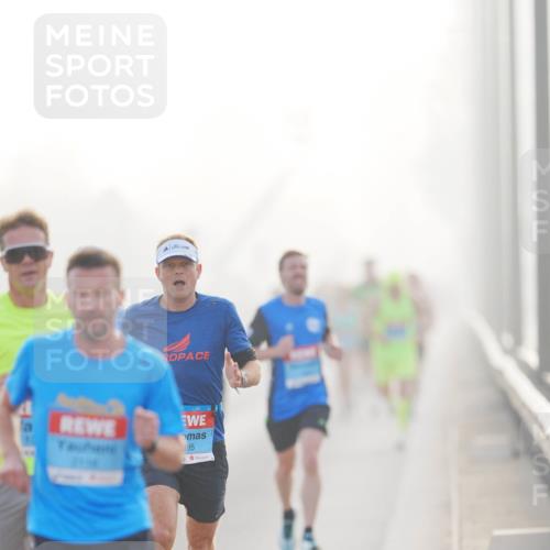 03.10.2026 - Köhlbrandbrückenlauf LAZAROV Photography http://msf.ph/oto/10686906 03.10.2026 09:12:54 Position 3 41, 95 meine-sportfotos.de