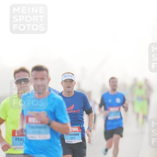 03.10.2026 - Köhlbrandbrückenlauf LAZAROV Photography http://msf.ph/oto/10686911 03.10.2026 09:12:54 Position 3 1395 meine-sportfotos.de