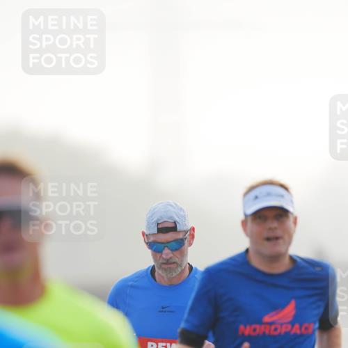 03.10.2026 - Köhlbrandbrückenlauf LAZAROV Photography http://msf.ph/oto/10686943 03.10.2026 09:12:58 Position 3 2134, 1395 meine-sportfotos.de