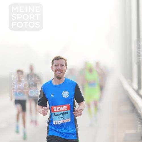 03.10.2026 - Köhlbrandbrückenlauf LAZAROV Photography http://msf.ph/oto/10686949 03.10.2026 09:13:00 Position 3 1825 meine-sportfotos.de
