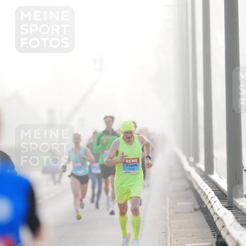 03.10.2026 - Köhlbrandbrückenlauf LAZAROV Photography http://msf.ph/oto/10686970 03.10.2026 09:13:02 Position 3 1265 meine-sportfotos.de
