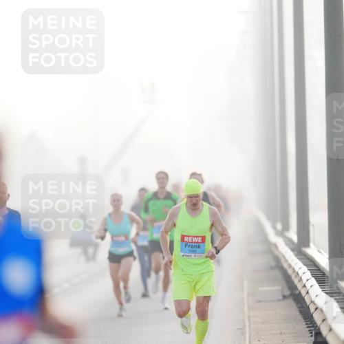 03.10.2026 - Köhlbrandbrückenlauf LAZAROV Photography http://msf.ph/oto/10686972 03.10.2026 09:13:03 Position 3 1265 meine-sportfotos.de