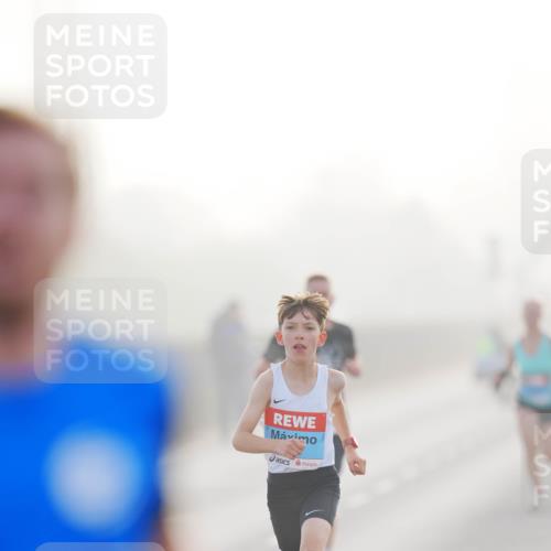 03.10.2026 - Köhlbrandbrückenlauf LAZAROV Photography http://msf.ph/oto/10686978 03.10.2026 09:13:04 Position 3  meine-sportfotos.de