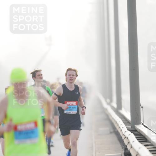 03.10.2026 - Köhlbrandbrückenlauf LAZAROV Photography http://msf.ph/oto/10687028 03.10.2026 09:13:10 Position 3 3801 meine-sportfotos.de