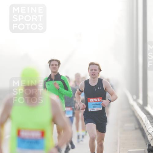 03.10.2026 - Köhlbrandbrückenlauf LAZAROV Photography http://msf.ph/oto/10687034 03.10.2026 09:13:11 Position 3 3801 meine-sportfotos.de