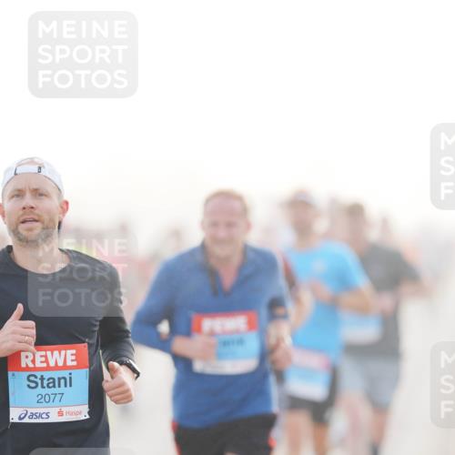 03.10.2026 - Köhlbrandbrückenlauf LAZAROV Photography http://msf.ph/oto/10687136 03.10.2026 09:13:29 Position 3 2077 meine-sportfotos.de
