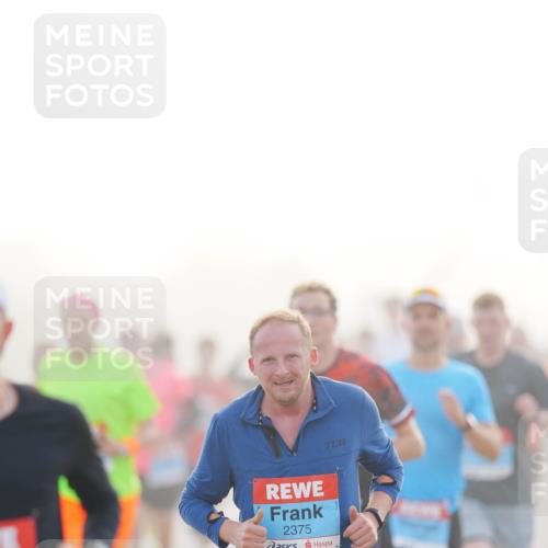 03.10.2026 - Köhlbrandbrückenlauf LAZAROV Photography http://msf.ph/oto/10687137 03.10.2026 09:13:29 Position 3 2375 meine-sportfotos.de
