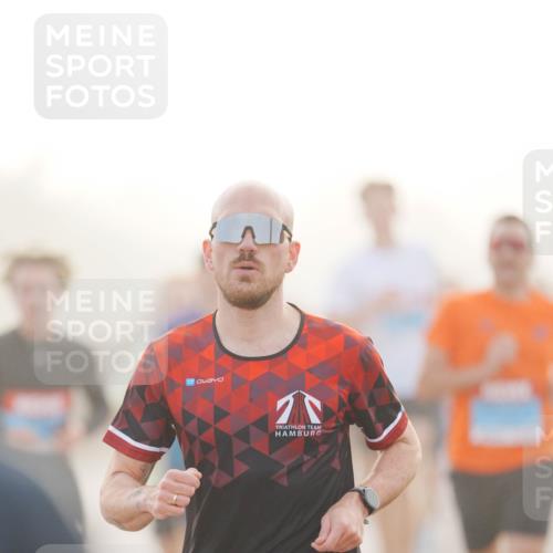03.10.2026 - Köhlbrandbrückenlauf LAZAROV Photography http://msf.ph/oto/10687195 03.10.2026 09:13:37 Position 3 1335 meine-sportfotos.de