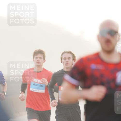 03.10.2026 - Köhlbrandbrückenlauf LAZAROV Photography http://msf.ph/oto/10687201 03.10.2026 09:13:38 Position 3 2181 meine-sportfotos.de