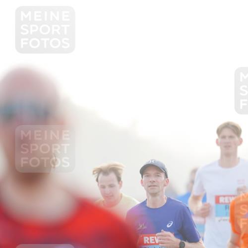 03.10.2026 - Köhlbrandbrückenlauf LAZAROV Photography http://msf.ph/oto/10687210 03.10.2026 09:13:40 Position 3 2165 meine-sportfotos.de