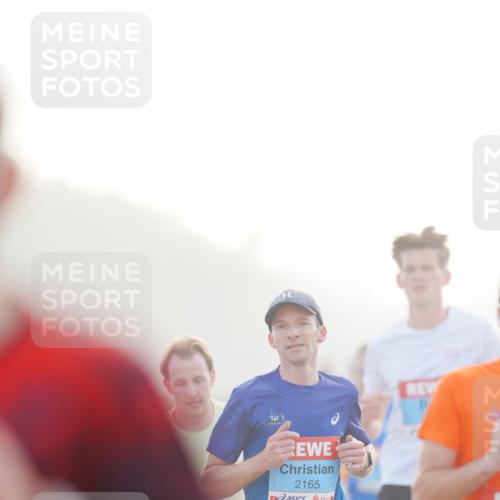 03.10.2026 - Köhlbrandbrückenlauf LAZAROV Photography http://msf.ph/oto/10687214 03.10.2026 09:13:40 Position 3 66, 2165 meine-sportfotos.de