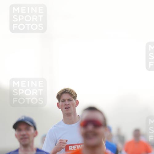 03.10.2026 - Köhlbrandbrückenlauf LAZAROV Photography http://msf.ph/oto/10687224 03.10.2026 09:13:42 Position 3 2365 meine-sportfotos.de