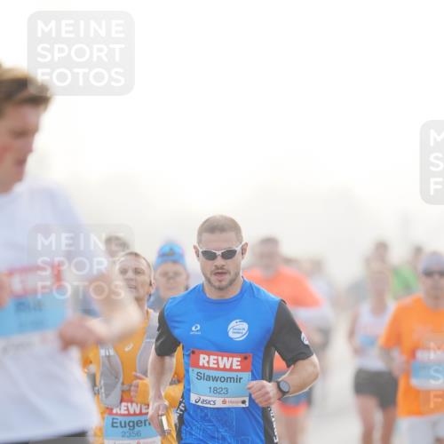 03.10.2026 - Köhlbrandbrückenlauf LAZAROV Photography http://msf.ph/oto/10687233 03.10.2026 09:13:43 Position 3 2356, 1823 meine-sportfotos.de