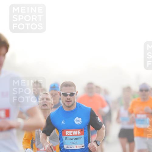 03.10.2026 - Köhlbrandbrückenlauf LAZAROV Photography http://msf.ph/oto/10687238 03.10.2026 09:13:43 Position 3 2356, 1823 meine-sportfotos.de