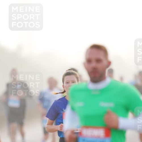 03.10.2026 - Köhlbrandbrückenlauf LAZAROV Photography http://msf.ph/oto/10687289 03.10.2026 09:13:52 Position 3  meine-sportfotos.de