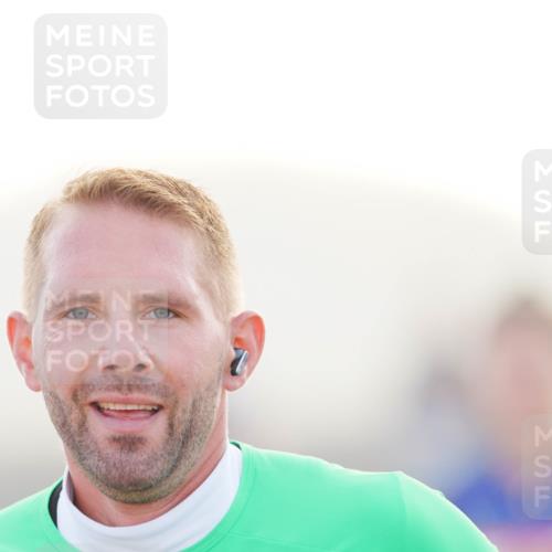 03.10.2026 - Köhlbrandbrückenlauf LAZAROV Photography http://msf.ph/oto/10687295 03.10.2026 09:13:54 Position 3  meine-sportfotos.de