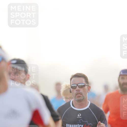 03.10.2026 - Köhlbrandbrückenlauf LAZAROV Photography http://msf.ph/oto/10687342 03.10.2026 09:14:01 Position 3 2178 meine-sportfotos.de