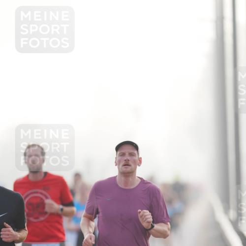 03.10.2026 - Köhlbrandbrückenlauf LAZAROV Photography http://msf.ph/oto/10687390 03.10.2026 09:14:08 Position 3 3710 meine-sportfotos.de