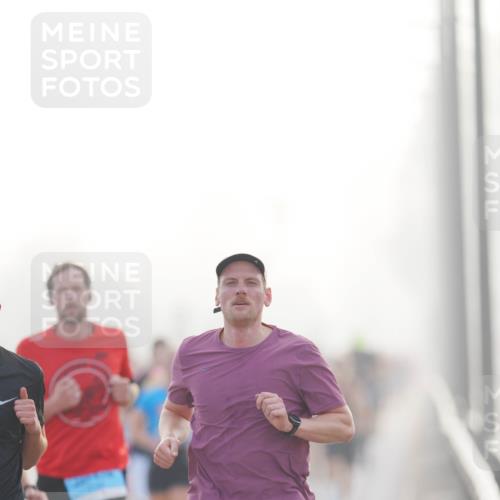 03.10.2026 - Köhlbrandbrückenlauf LAZAROV Photography http://msf.ph/oto/10687393 03.10.2026 09:14:09 Position 3 3710 meine-sportfotos.de