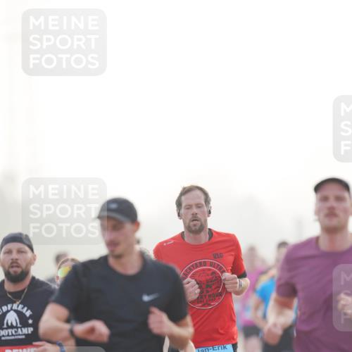 03.10.2026 - Köhlbrandbrückenlauf LAZAROV Photography http://msf.ph/oto/10687397 03.10.2026 09:14:09 Position 3 2283, 2198 meine-sportfotos.de