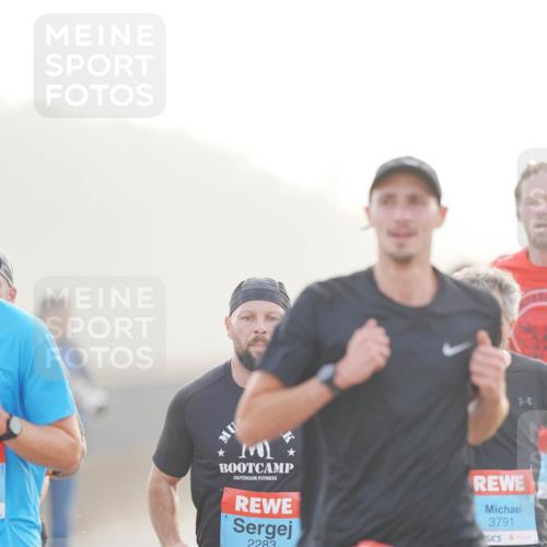 03.10.2026 - Köhlbrandbrückenlauf LAZAROV Photography http://msf.ph/oto/10687407 03.10.2026 09:14:11 Position 3 2283, 3791 meine-sportfotos.de