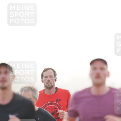 03.10.2026 - Köhlbrandbrückenlauf LAZAROV Photography http://msf.ph/oto/10687409 03.10.2026 09:14:11 Position 3 8791, 2198 meine-sportfotos.de