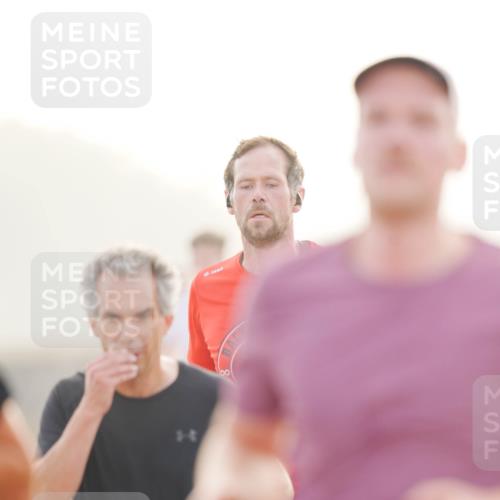 03.10.2026 - Köhlbrandbrückenlauf LAZAROV Photography http://msf.ph/oto/10687421 03.10.2026 09:14:13 Position 3 3791, 2 meine-sportfotos.de