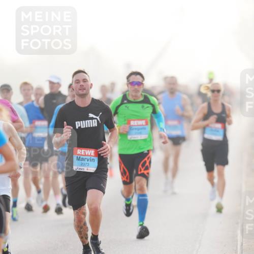 03.10.2026 - Köhlbrandbrückenlauf LAZAROV Photography http://msf.ph/oto/10687441 03.10.2026 09:14:16 Position 3 2373 meine-sportfotos.de