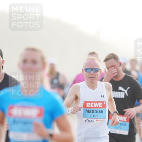 03.10.2026 - Köhlbrandbrückenlauf LAZAROV Photography http://msf.ph/oto/10687450 03.10.2026 09:14:20 Position 3 8, 2195, 2373 meine-sportfotos.de
